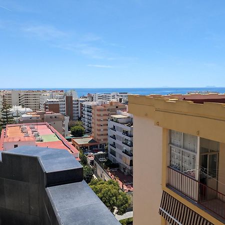Apartamentos Con Vistas Y Terraza En 马尔韦利亚 外观 照片