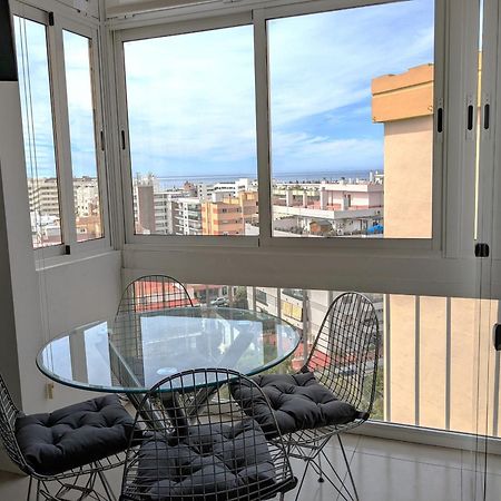 Apartamentos Con Vistas Y Terraza En 马尔韦利亚 外观 照片