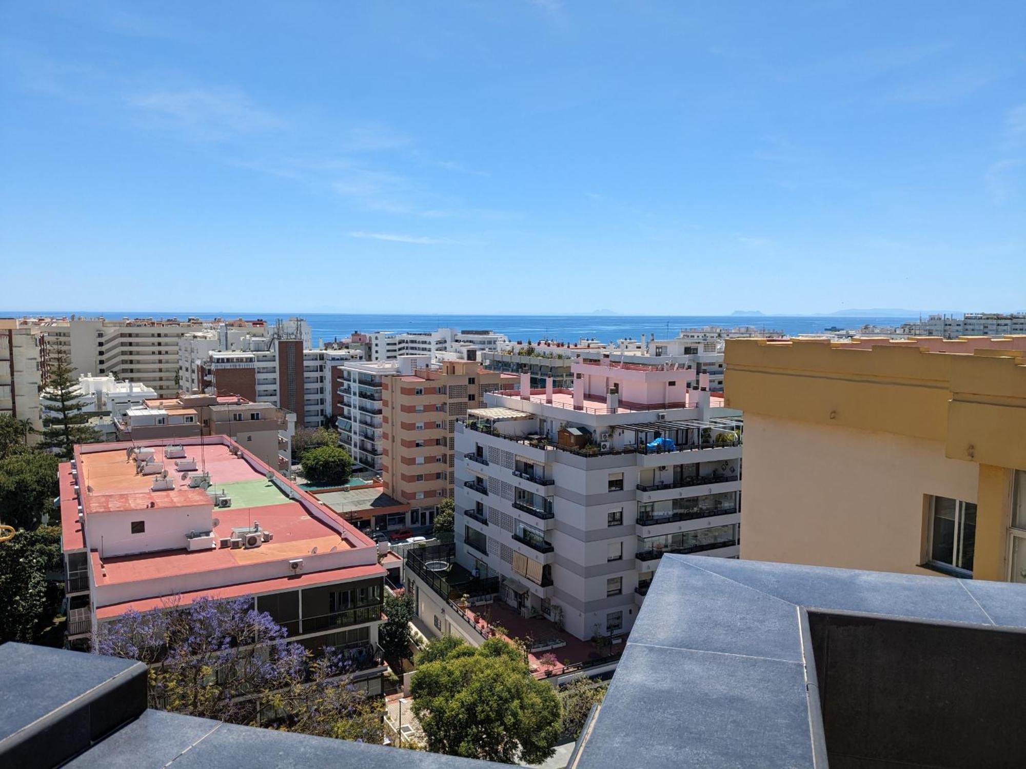 Apartamentos Con Vistas Y Terraza En 马尔韦利亚 外观 照片
