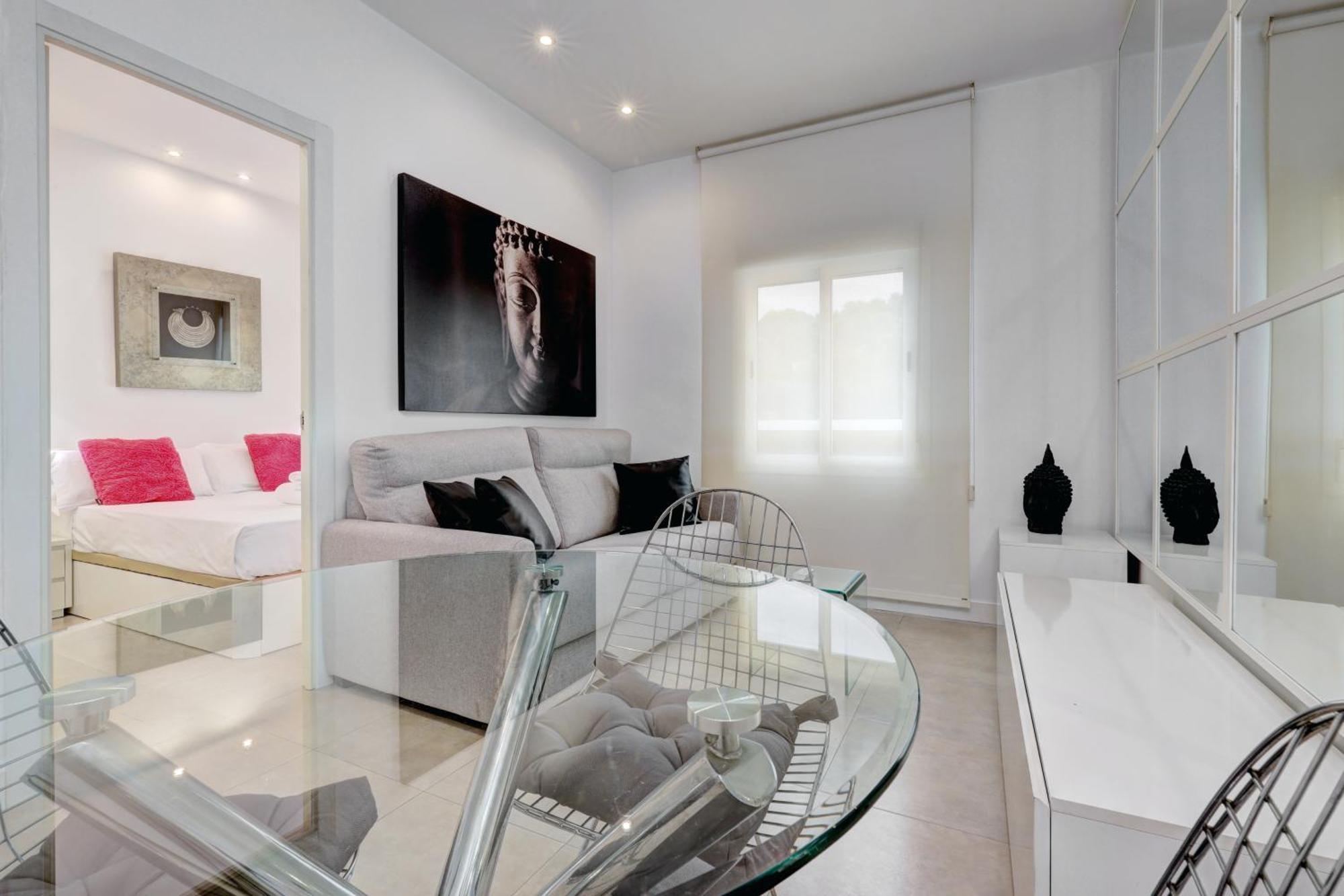 Apartamentos Con Vistas Y Terraza En 马尔韦利亚 外观 照片