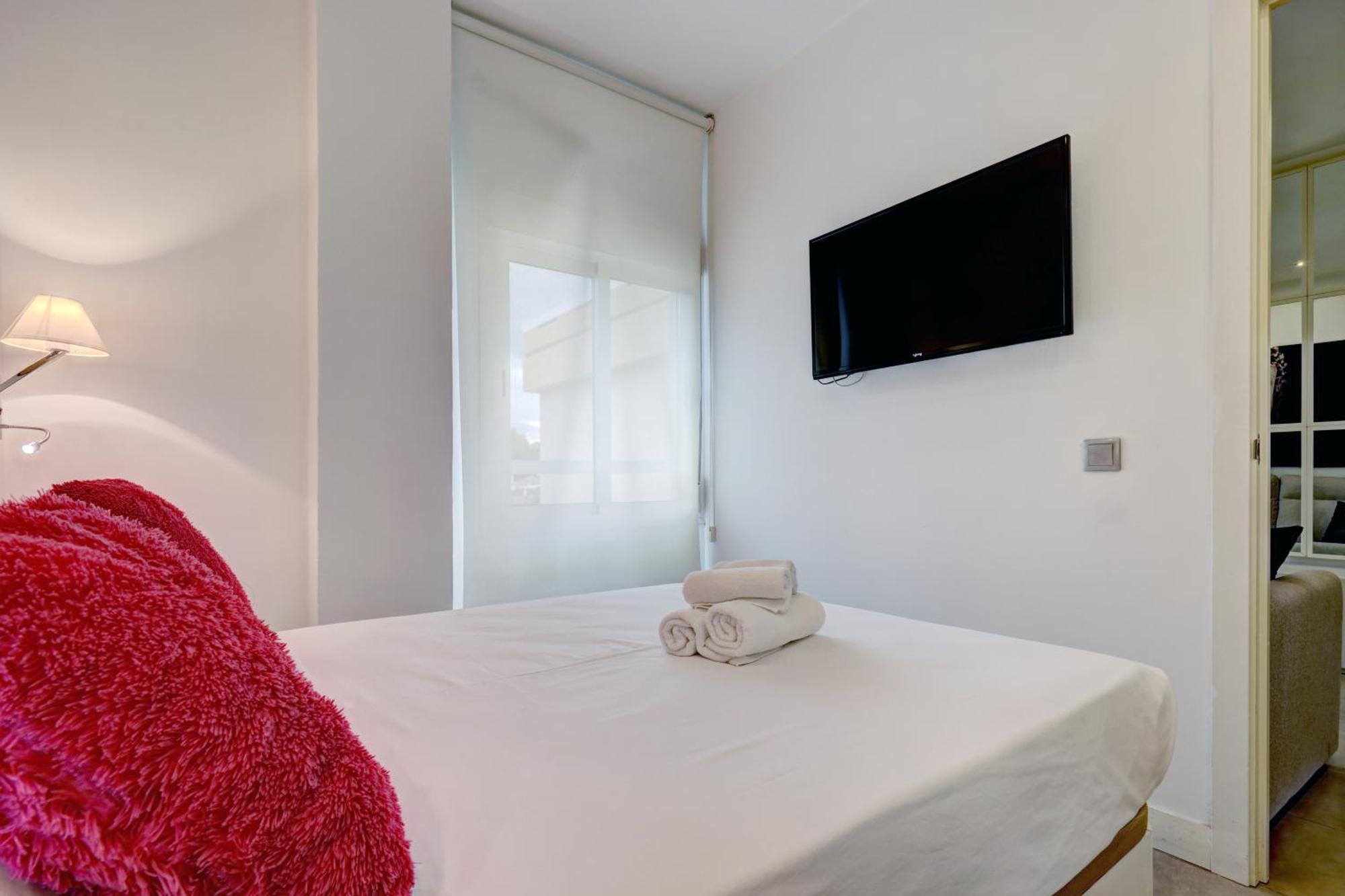 Apartamentos Con Vistas Y Terraza En 马尔韦利亚 外观 照片