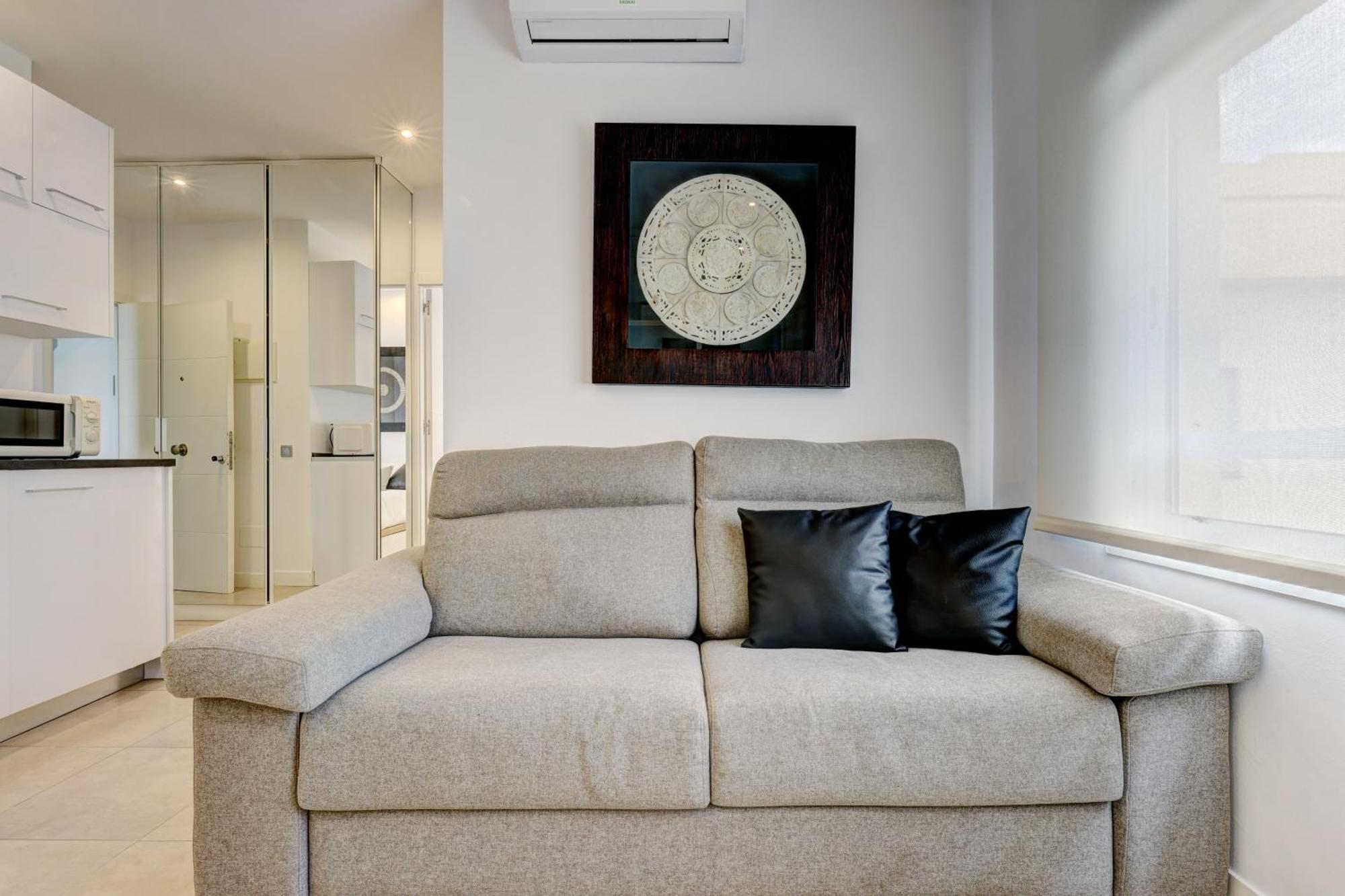Apartamentos Con Vistas Y Terraza En 马尔韦利亚 外观 照片