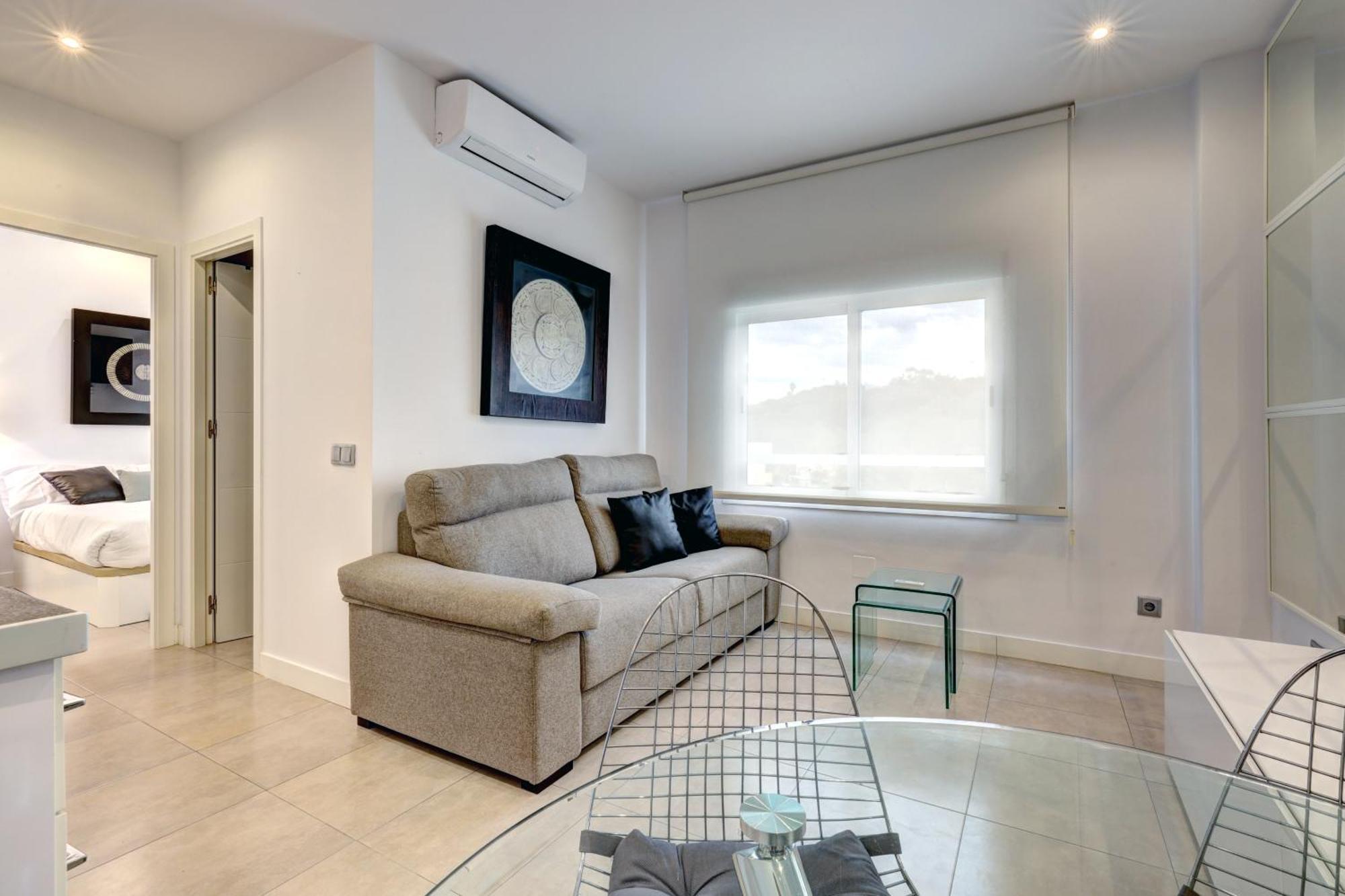 Apartamentos Con Vistas Y Terraza En 马尔韦利亚 外观 照片