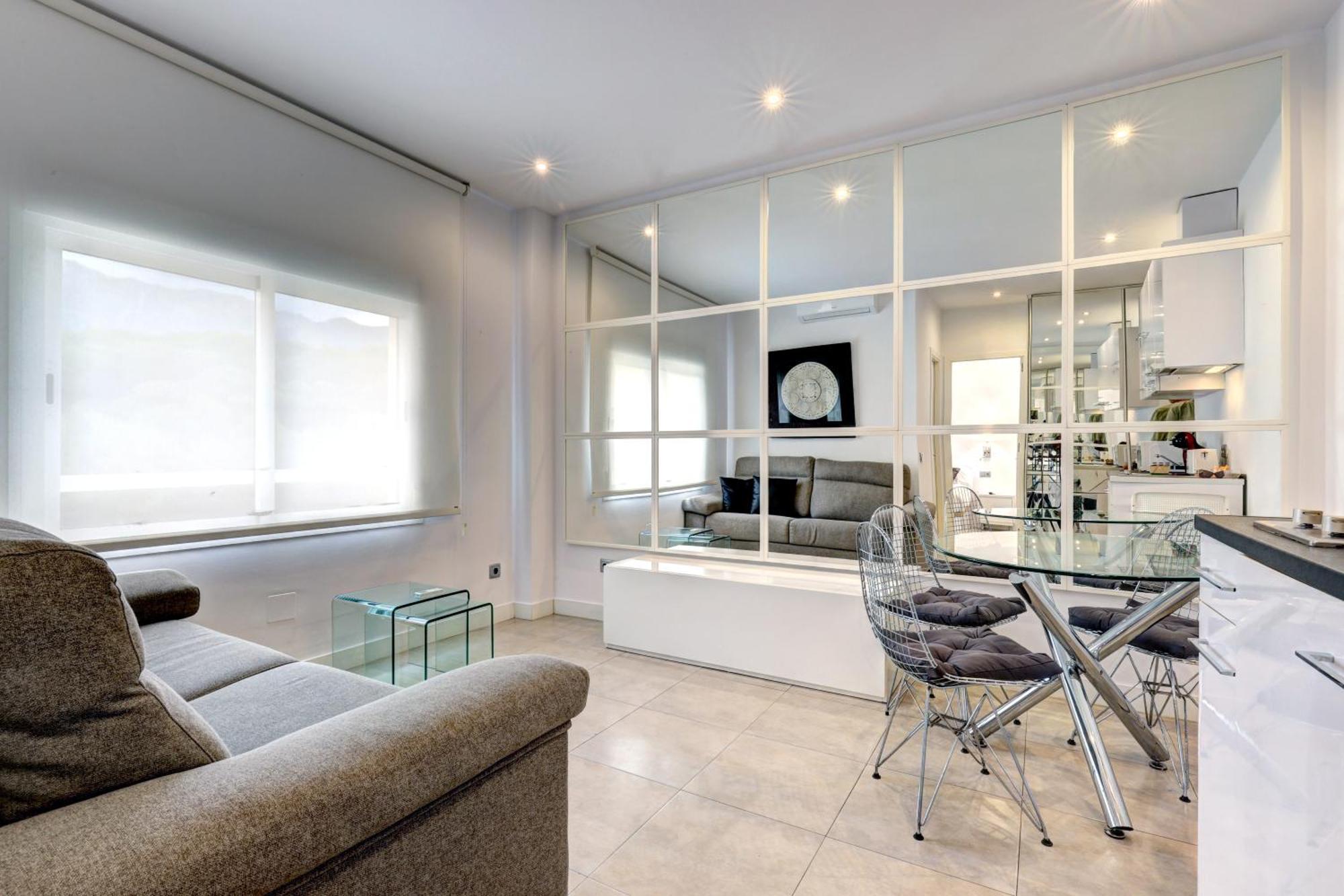 Apartamentos Con Vistas Y Terraza En 马尔韦利亚 外观 照片