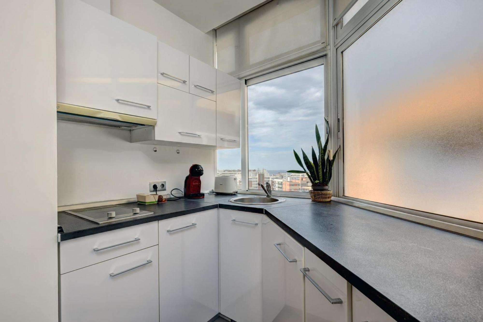 Apartamentos Con Vistas Y Terraza En 马尔韦利亚 外观 照片