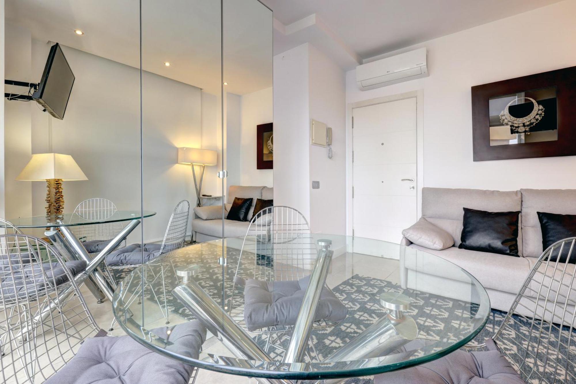 Apartamentos Con Vistas Y Terraza En 马尔韦利亚 外观 照片